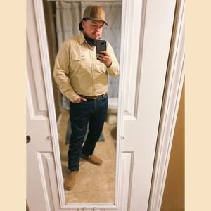 Meet your Posher, Luis